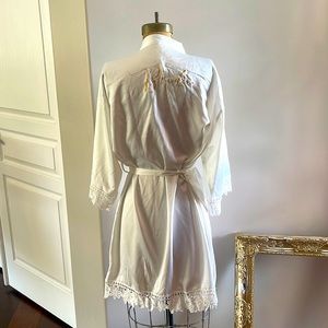 New Bride Lace Robe - Bride in Gold Script on back